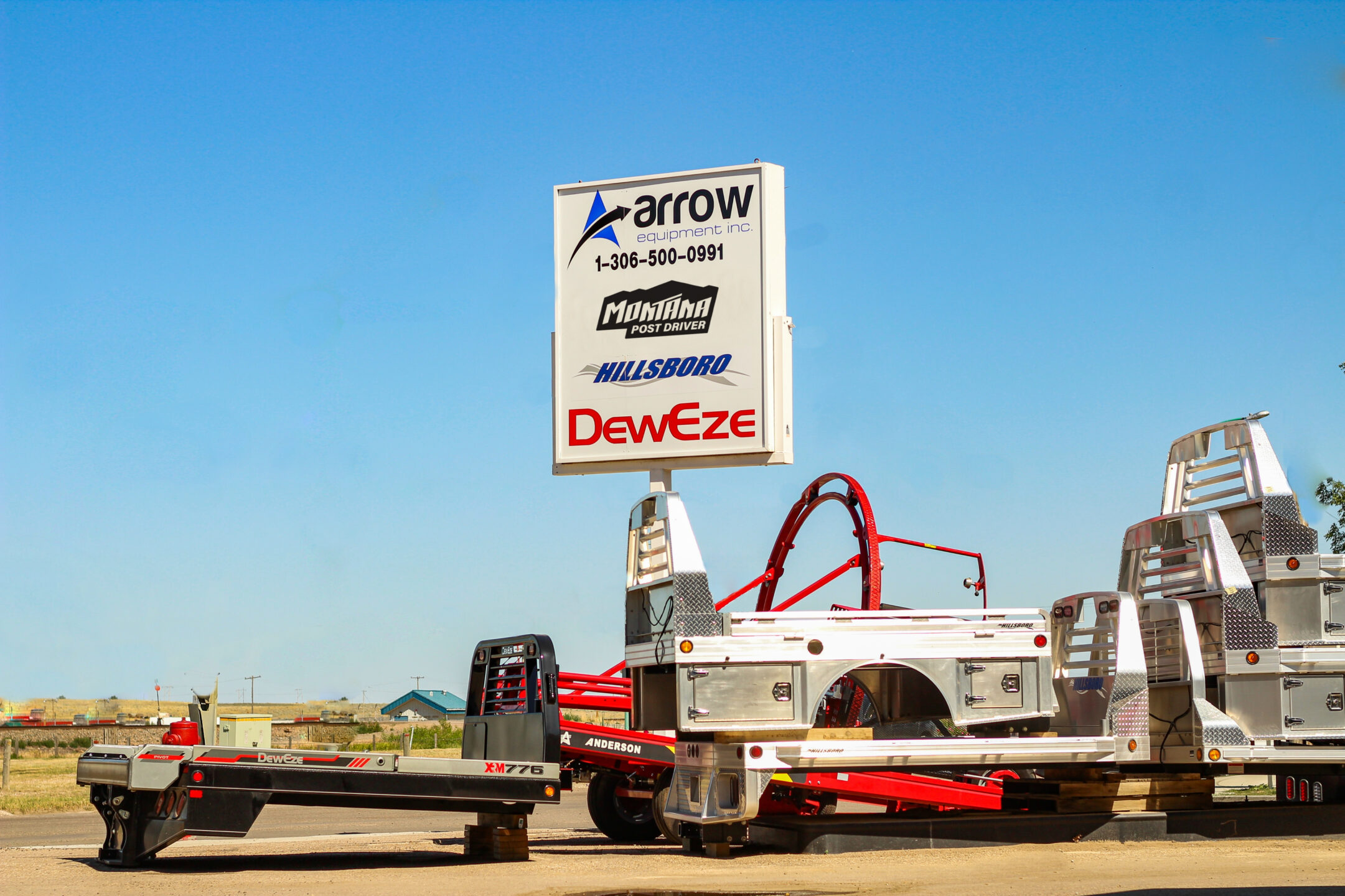 Truck flat decks - Arrow Equipment