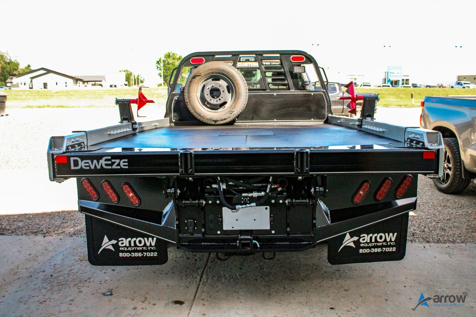984P XRM Bale Deck – Cab & Chassis – 60″