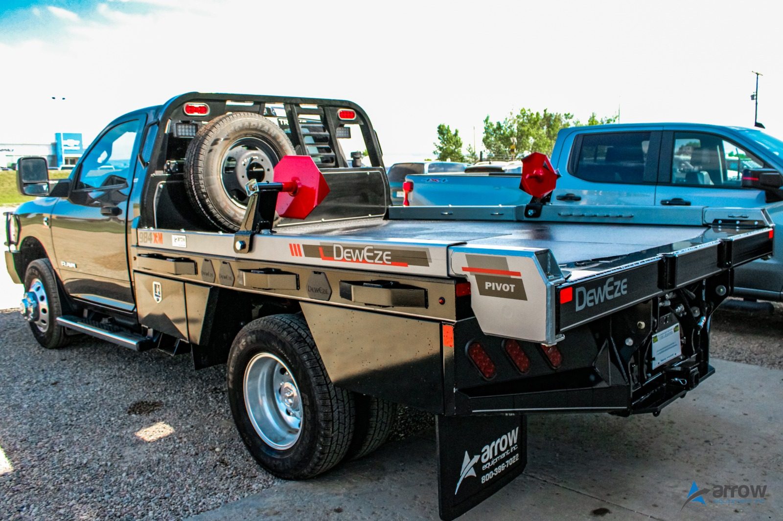 984P XRM Bale Deck – Cab & Chassis – 60″