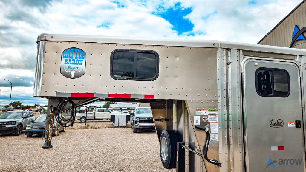24′ x 8′ x 7′ Merritt Lariat Stock Combo Trailer – Stock 31103