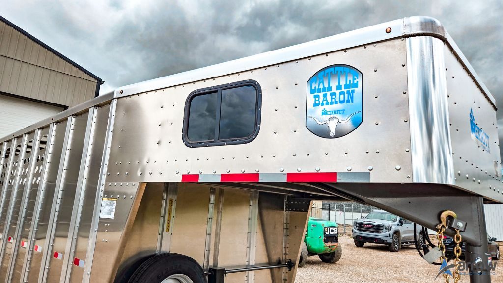 24′ x 8′ x 7′ Merritt Lariat Stock Combo Trailer – Stock 31103