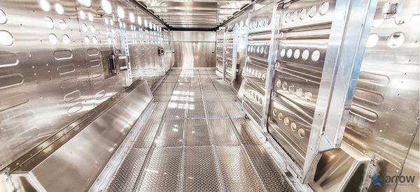 32′ x 8′ x 7′ Merritt Aluminum Livestock Trailer – Stock 31075