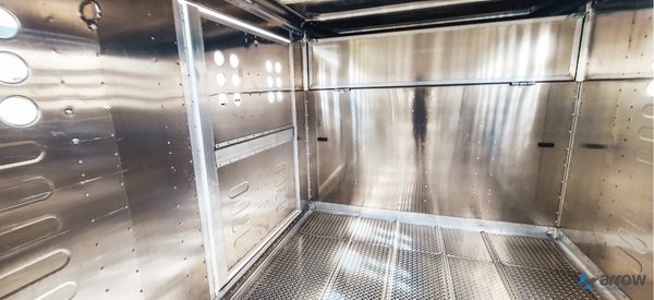 32′ x 8′ x 7′ Merritt Aluminum Livestock Trailer – Stock 31075