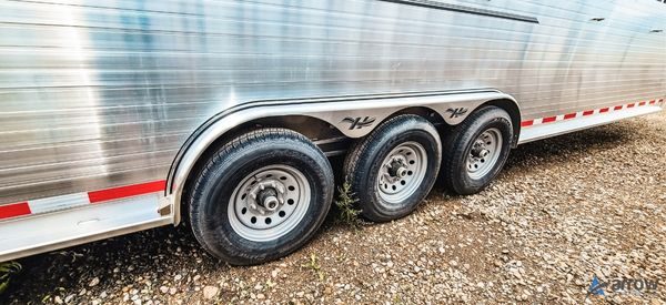 30′ x 7’5 x 6’8 Endura Livestock Trailer Gooseneck – Stock 2891