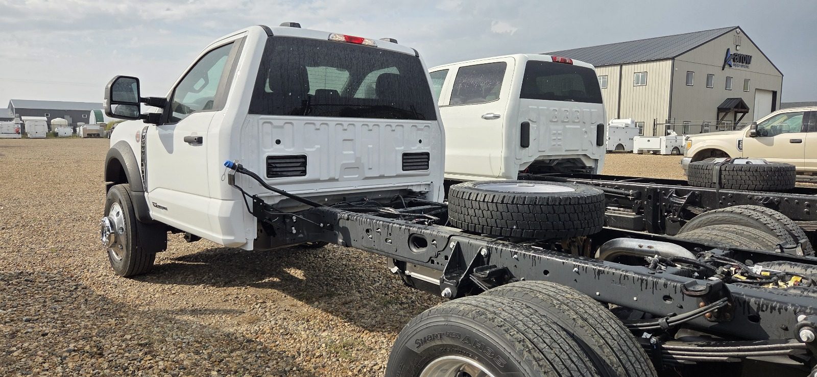 2025 Ford F600 Super Cab XLT White – Service Body Ready – STOCK 1313