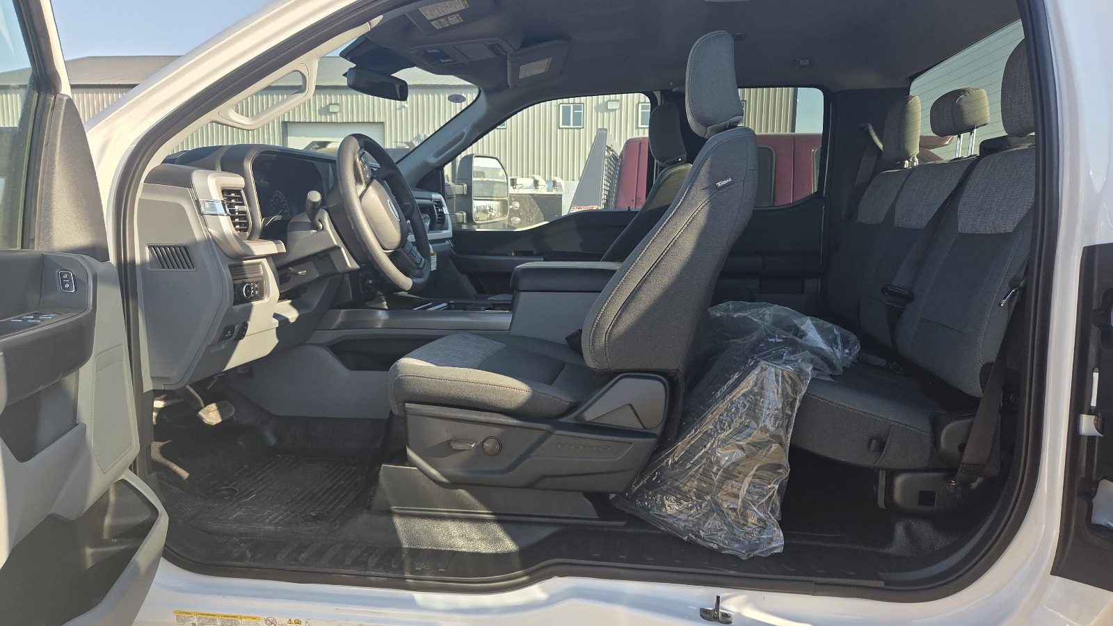 2026 Ford F550 Super Cab White – Service Body Ready – STOCK 1318