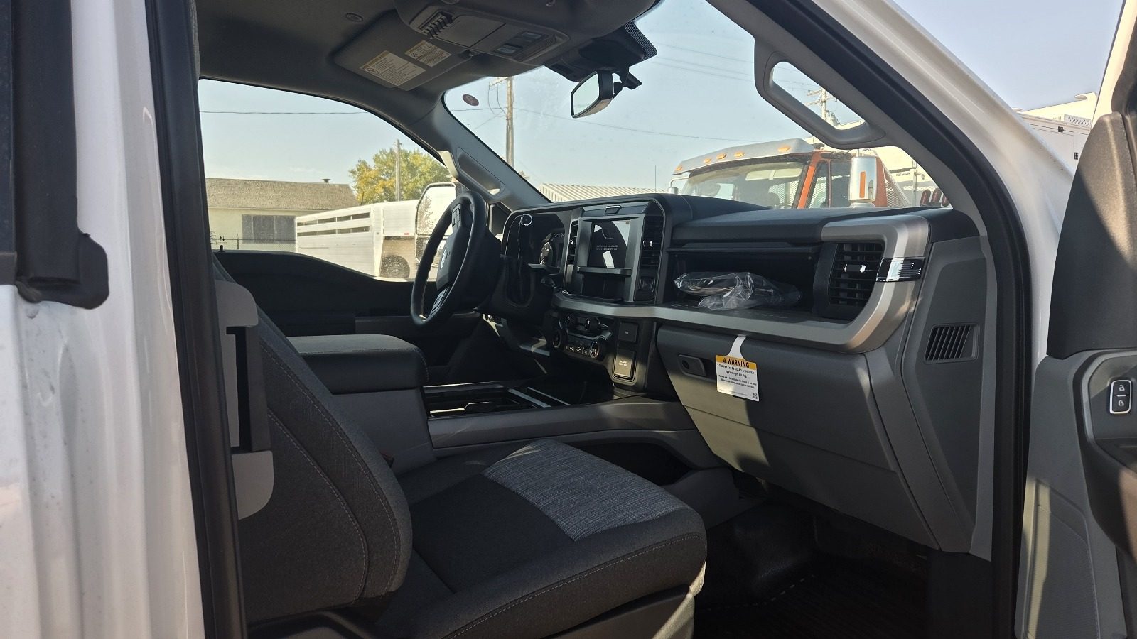 2026 Ford F550 Super Cab White – Service Body Ready – STOCK 1318