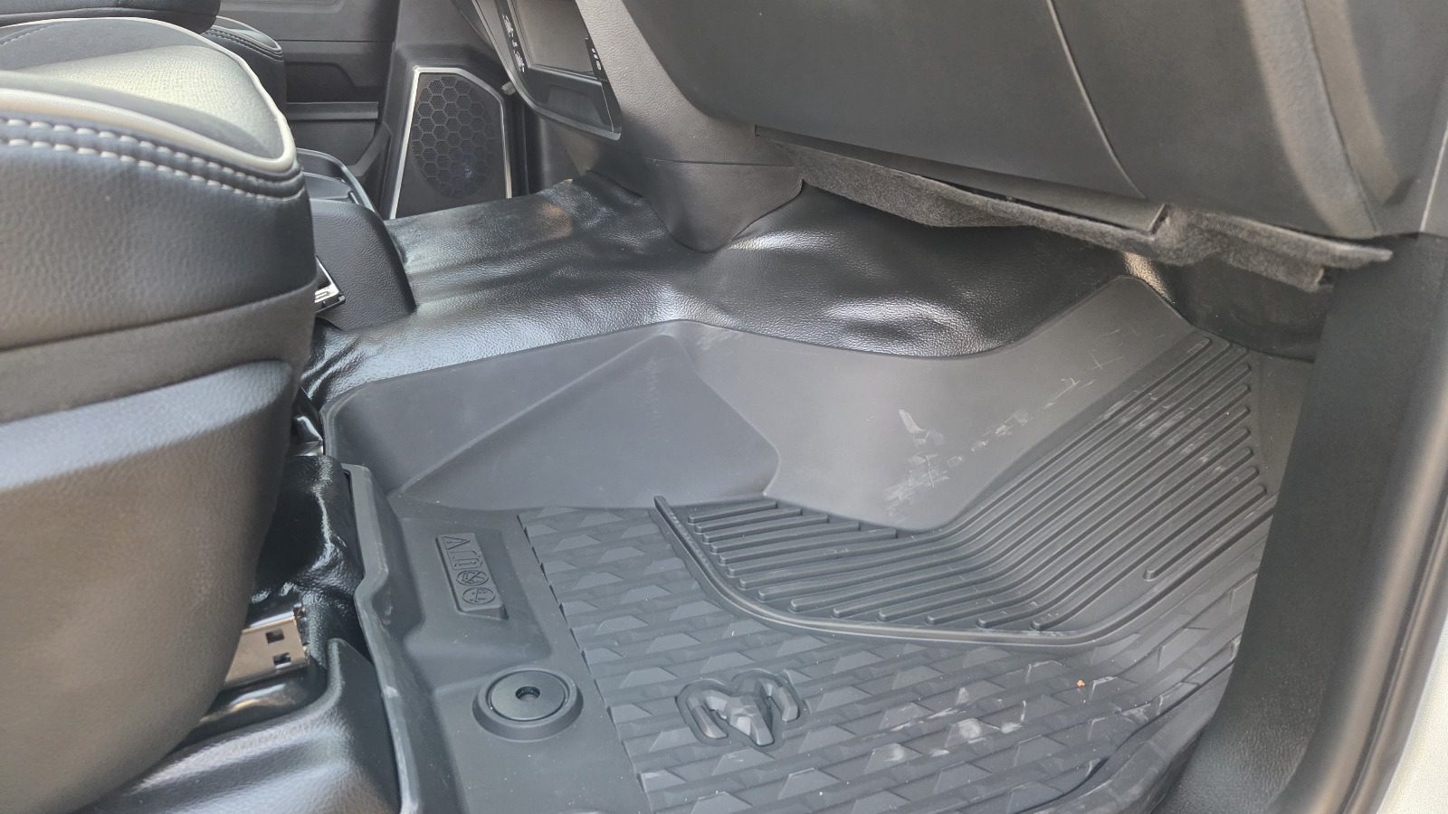 2024 Ram 5500 Crew Cab Laramie – Service Body Ready – STOCK 1319