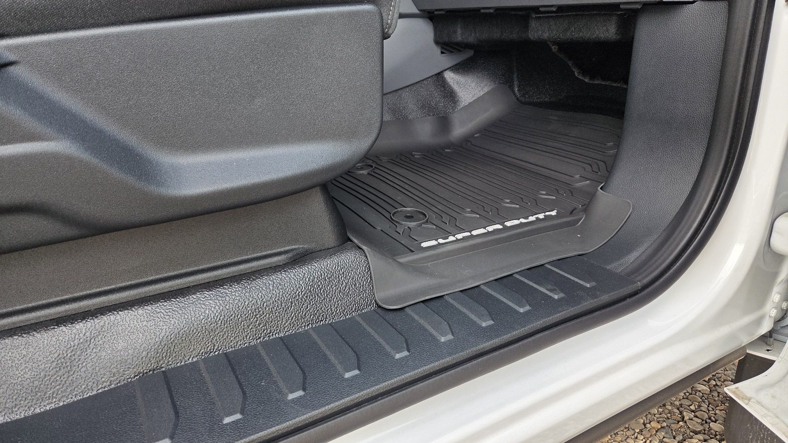 2025 Ford F550 Super Cab XLT – Service Body Ready – STOCK 1321