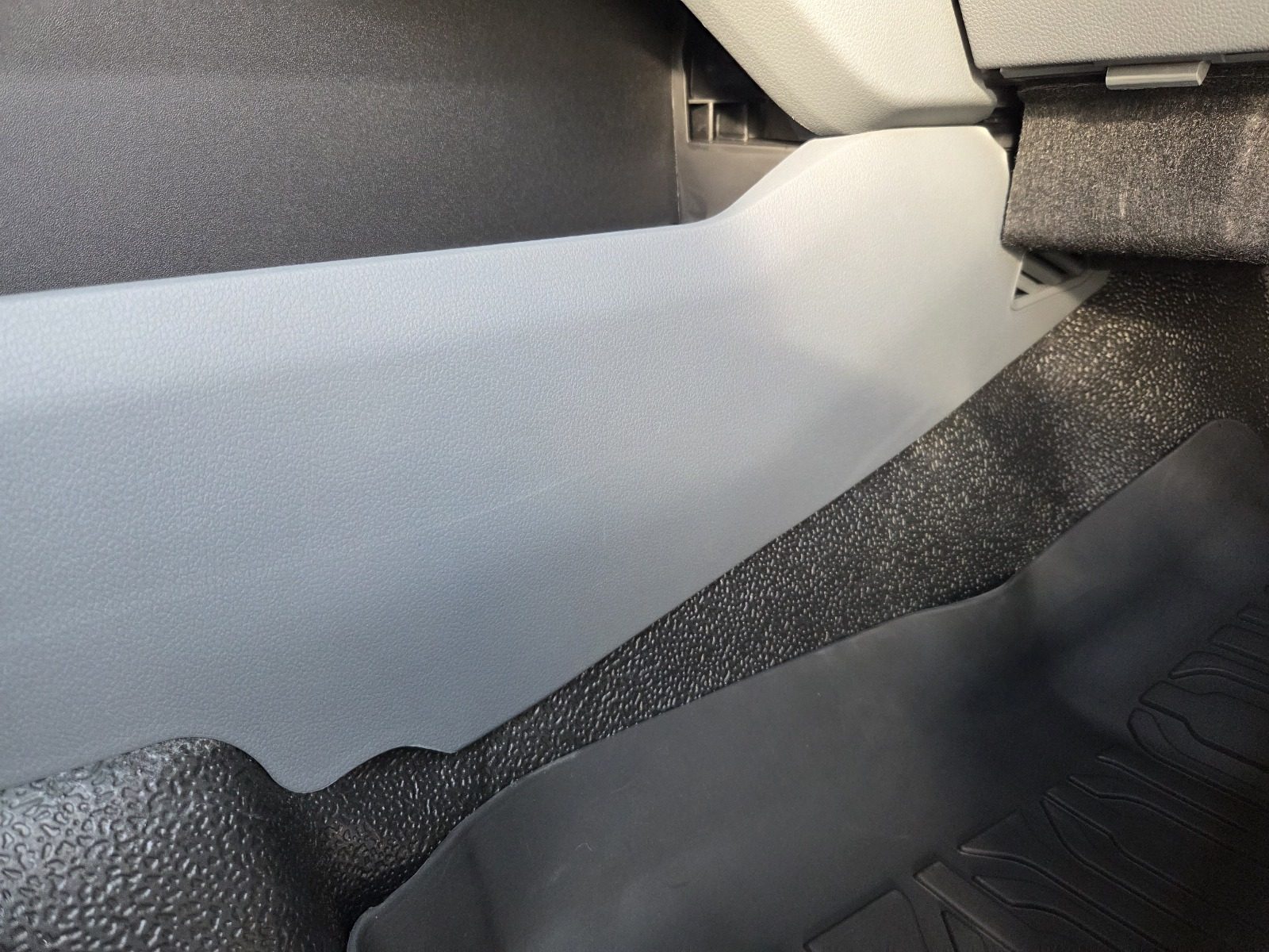 2026 Ford F550 Crew Cab XLT – Service Body Ready – STOCK 1324