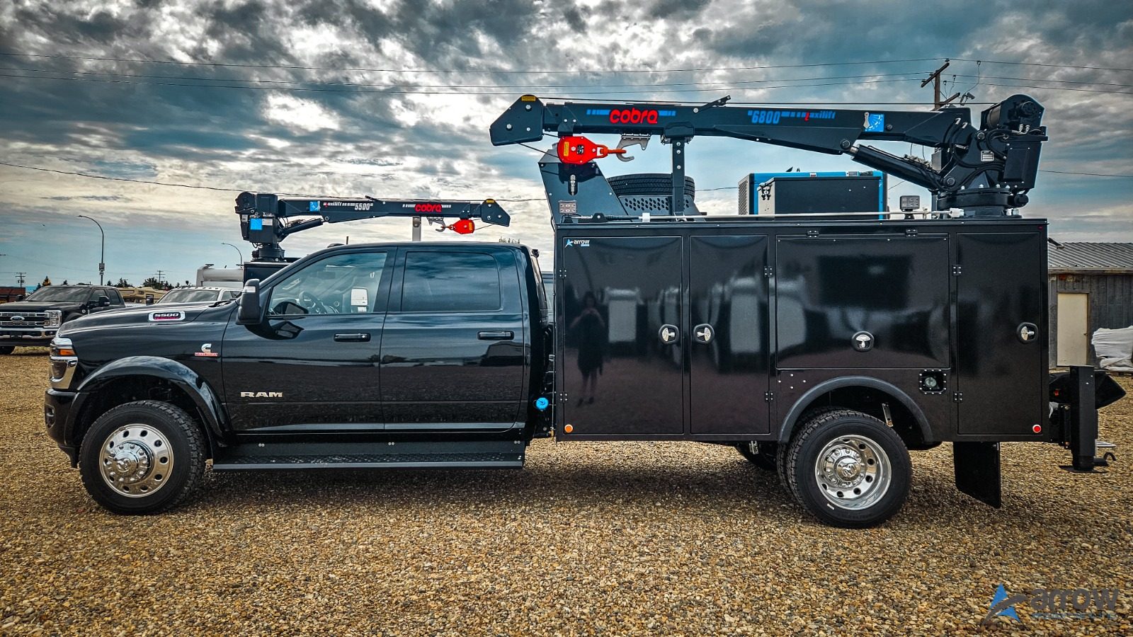 2025 Ram 5500 Crew Cab Laramie (Black) Service Truck – STOCK 1309