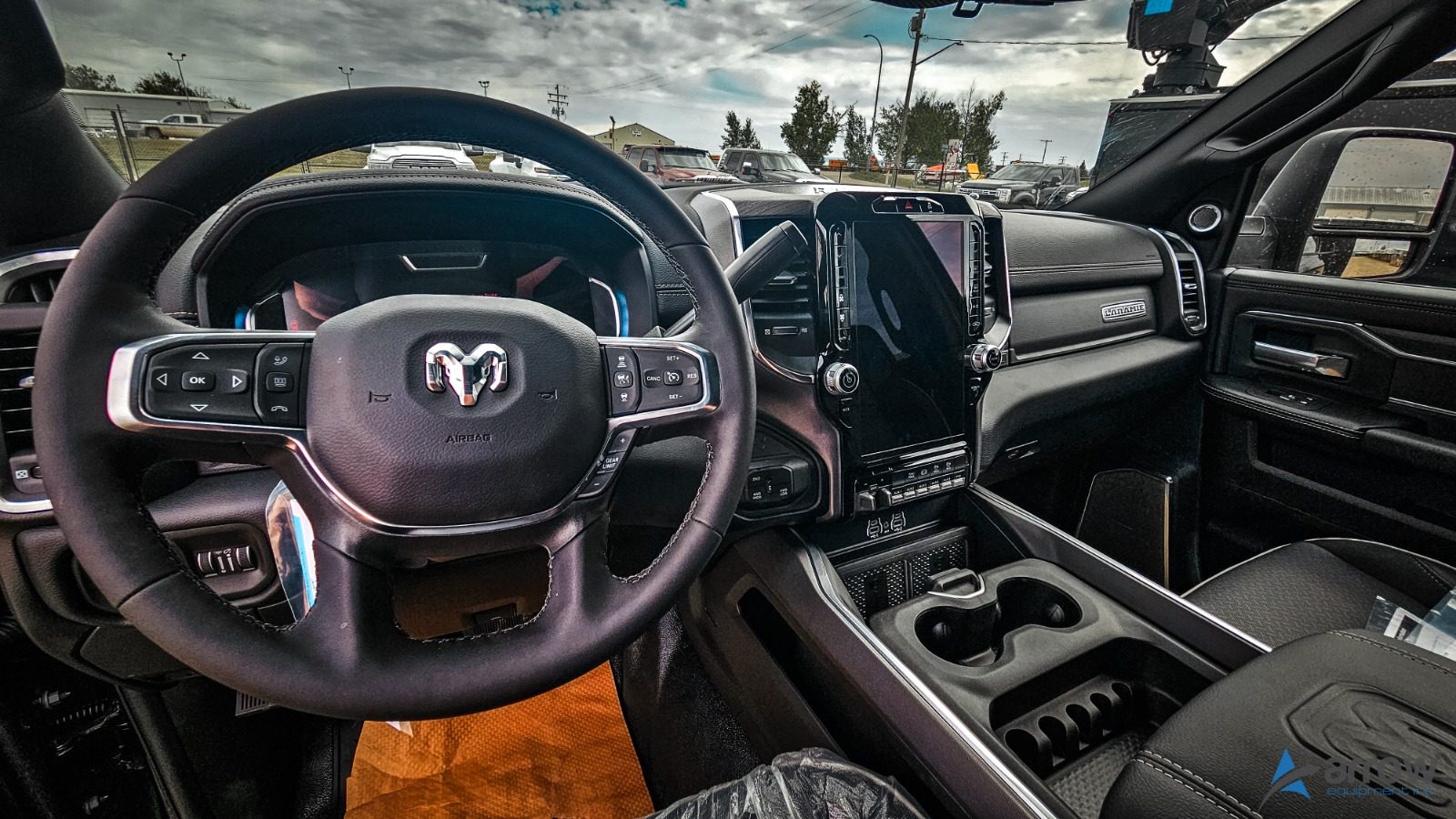 2025 Ram 5500 Crew Cab Laramie (Black) Service Truck – STOCK 1309