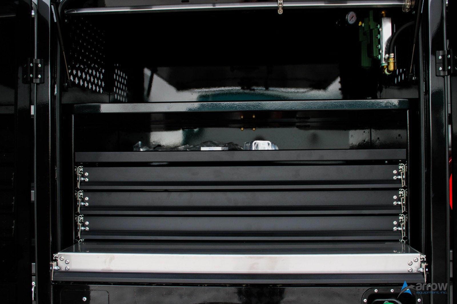 2026 Ford F550 Crew Cab XLT (Black) Service Truck – STOCK 1325