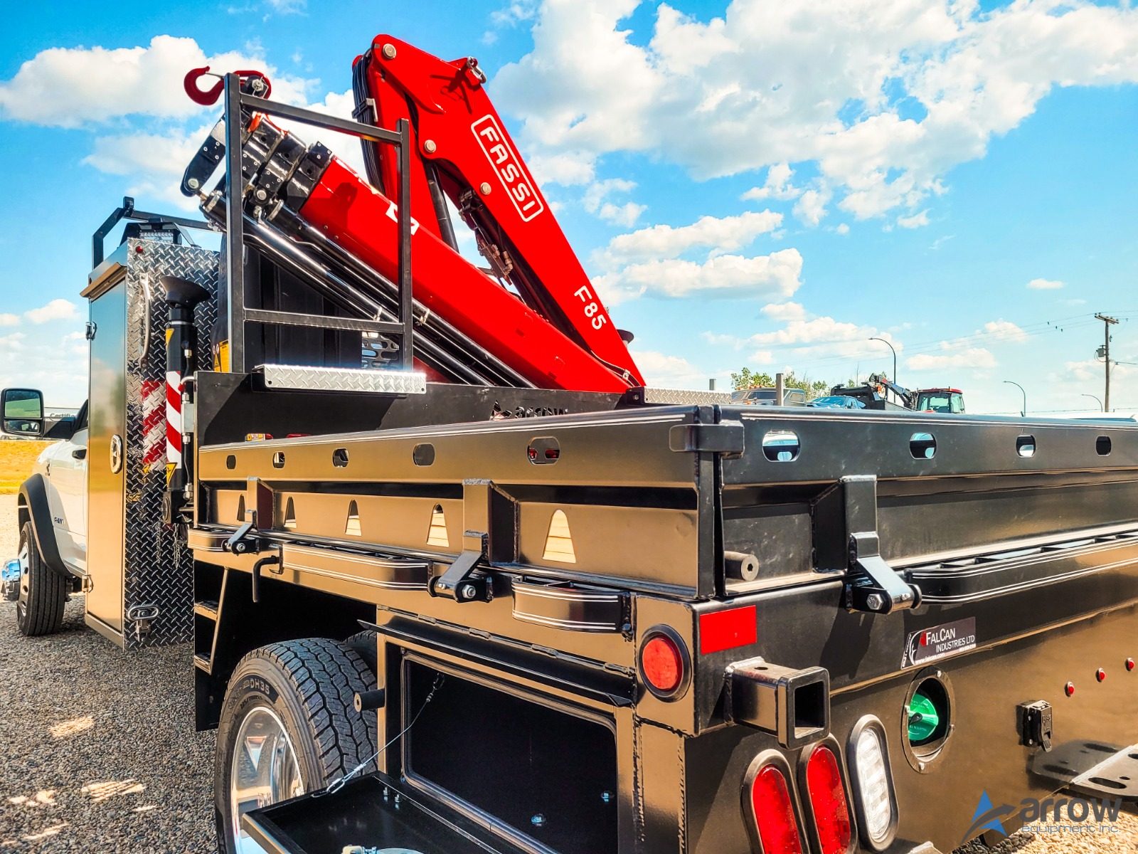 2025 Ram 5500 Crew Cab SLT Picker Truck – STOCK 1288